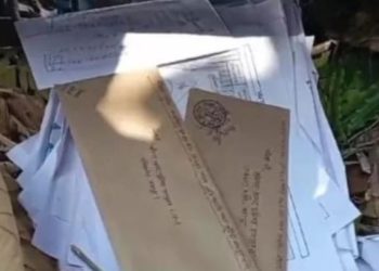 कानपुर में महिला अपराध की पत्रावलियां मिली कूड़े के ढेर में, दरोगा और महिला सिपाही निलंबित