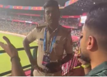 ‘पाकिस्तान जिंदाबाद’ के नारे लगा रहा था युवक, पुलिसकर्मी ने रोका तो हुई बहस; देखें Video