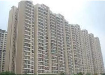 ग्रेटर नोएडा में 11वीं मंजिल से गिरकर 23 वर्षीय युवती की हुई मौत, मानसिक रूप से नहीं थी स्वस्थ