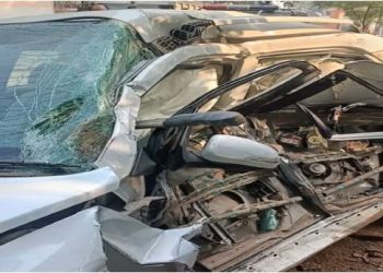 मिर्जापुर में शादी से लौट रहे कार सवार चार लोगों की मौत, दो की हालत गंभीर