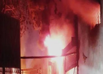 दीपावली की रात हल्द्वानी में बड़ा हादसा, टेंट हाउस के गोदाम में आग लगने से तीन लोगों की मौत