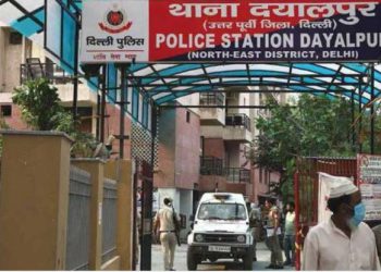 चोर का ‘खूनी बदला’! गोदाम मालिक को मारी गोली, चोरी करने पर हुई थी पिटाई