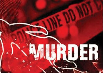 ‘चिकन फ्राई’ के लिए पैसे देने से किया मना, तो पति ने पत्नी की कैंची घोंप कर दी हत्या