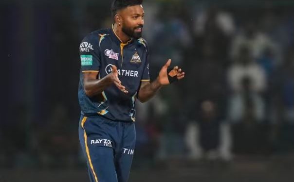 मुंबई वापसी पर हार्दिक पंड्या का पहला रिएक्शन, फैंस से मांगी ‘मदद’, देखिए ये इमोशनल