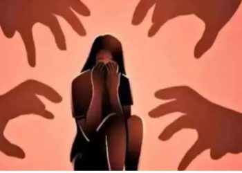 दुष्कर्म पीड़िता ने लगाई गुहार- रेप के आरोपी ससुर-जेठ को पुलिस नहीं कर रही गिरफ्तार, पति ने भी साथ छोड़ा
