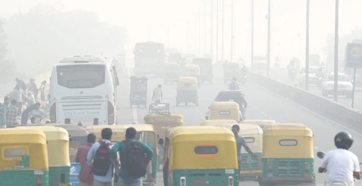 दूसरे राज्यों में रजिस्टर्ड इन वाहनों की दिल्ली में एंट्री बैन, प्रदूषण पर केजरीवाल सरकार का एक और बड़ा फैसला