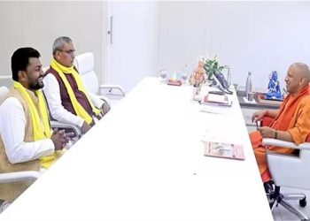 यूपी में मंत्रिमंडल विस्तार की चर्चाओं के बीच सीएम योगी से म‍िले ओपी राजभर, कह दी ये बड़ी बात