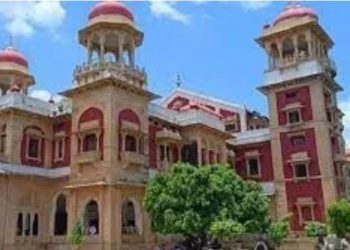 इलाहाबाद यूनिवर्सिटी के PCB हॉस्टल में फटा बम, एक छात्र गंभीर घायल