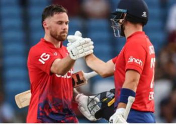 इंग्‍लैंड ने रिकॉर्ड्स का अंबार लगाते हुए वेस्‍टइंडीज को चौथा T20I में धोया, सीरीज बना दी बेहद रोमांचक