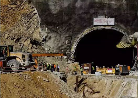 Silkyara Tunnel Collapse की प्रारंभिक रिपोर्ट आई सामने, सुरक्षा उपायों की थी कमी; NHIDCL ने भी नहीं दी थी काम की मंजूरी