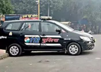 Noida News: IT कंपनी में पाइप से लटका मिला युवती का शव, पुलिस की शुरुआती जांच में सामने आई ये बड़ी बात