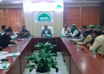 यमुना प्राधिकरण से प्रभावित किसानों की अधिकारियों के साथ हुई बैठक, इन समस्याओं का होगा निस्तारण