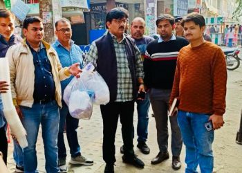 ग्रेटर नोएडा प्राधिकरण ने 6 बिल्डरों सोसायटियो पर 30 लाख का जुर्माना