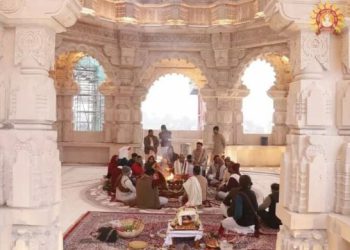 अनुष्ठान में अरणि मंथन विधि से अग्निदेव को किया गया प्रकट, महेश भागचंदका बने प्राण प्रतिष्ठा के दूसरे यजमान