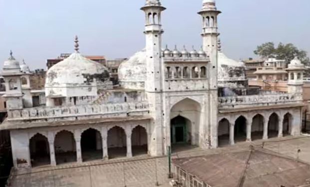 हिंदू पक्ष ने सुप्रीम कोर्ट में दाखिल की याचिका, सील इलाके के वैज्ञानिक सर्वेक्षण की मांग