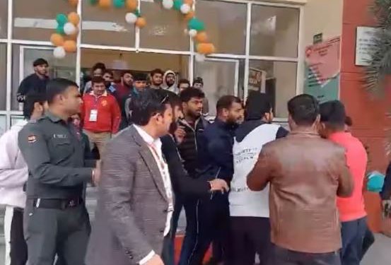 कानपुर: जूडो चैंपियनशिप में लवली प्रोफेशनल यूनिवर्सिटी, दिल्ली यूनिवर्सिटी के खिलाड़ियों के बीच जमकर चले लात-घूंसे