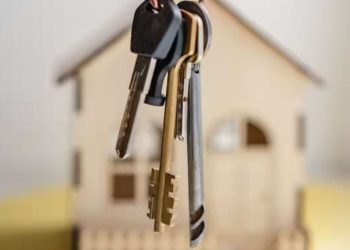 नोएडा के फ्लैट बायर्स के लिए बड़ी खुशखबरी, 1000 से ज्यादा फ्लैट की रजिस्ट्री का रास्ता साफ; जल्द और लोगों को भी मिलेगा फायदा