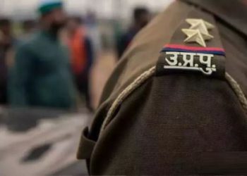 Noida News: रात में खाना खाकर सोया परिवार, गैस की भट्टी जलने से घुटा दम और पिता-पुत्र की मौत