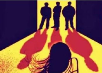 नोएडा में जॉब दिलाने के बहाने कार में बैठाया, फिर गन पॉइंट पर कई लोगों ने किया गैंगरेप; नोएडा में स्क्रैप माफिया पर FIR