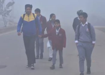 यूपी में कक्षा आठवीं तक के स्कूलों की बढ़ाई गई छुट्टी, अब सीधे इस तारीख को खुलेंगे स्कूल- ठंड को देखते हुए लिया गया फैसला