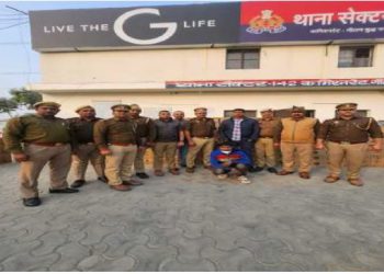Greater Noida: चंडीगढ़ से मध्य प्रदेश ले जाई जा रही 334 पेटी शराब पकड़ी, तस्कर गिरफ्तार
