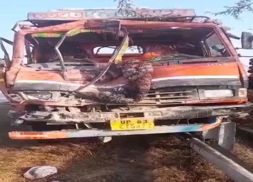 कोहरे में यमुना एक्सप्रेस-वे पर दर्दनाक हादसा, आपस में टकराए 6 वाहन- हादसे में एक की मौत