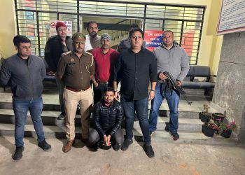 25 हजार के इनामी बदमाश को बुलेट प्रूफ स्कॉर्पियो के साथ पुलिस ने किया गिरफ्तार