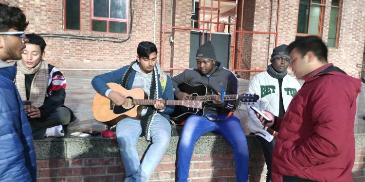 विदेशी छात्र करेंगे रामभजन, अयोध्या में रामलला के प्राण प्रतिष्ठा के दौरान ग्रेटर नोएडा में होगा भव्य कार्यक्रम