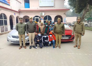 गांजा तस्कर गिरोह का पर्दाफाश करते हुए तीन महिलाओं सहित 6 तस्कर गिरफ्तार