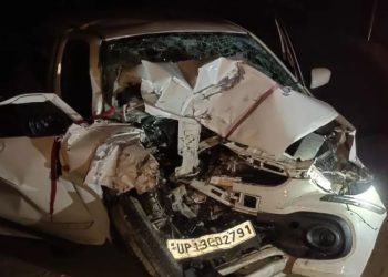 अलीगढ़: शादी में शामिल होने जा रहे थे…कार के उड़े परखच्चे, 4 की दर्दनाक मौत