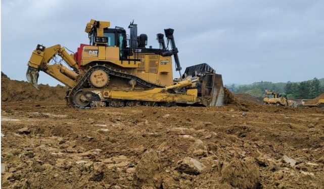 ग्रेटर नोएडा के खेड़ा चौगानपुर गांव में चला बाबा का बुलडोजर, ग्रामीणों ने की तारीफ