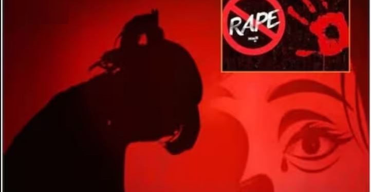 स्कूल में मोबाइल पर अश्लील फिल्म देख लंच ब्रेक में मासूम बच्ची को बनाया हवस का शिकार