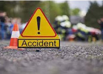 जौनपुर में भीषण हादसा…रोडवेज बस की ढलाई मशीन से टक्कर, 6 मजदूरों की मौत