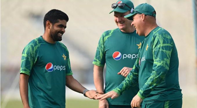 ‘आप पूरी टीम नहीं हैं…’ बाबर आजम को क्यों मोहम्मद हफीज ने कहा था ऐसा? खुद किया खुलासा