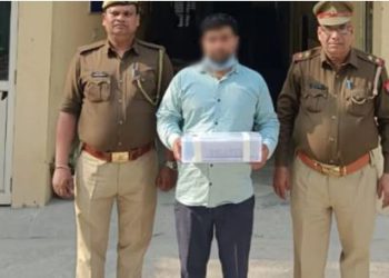 Noida News: उधारी चुकाने के चक्कर में फंसा कोचिंग संचालक, अभ्यर्थी के स्थान पर दे रहा था यूपी पुलिस भर्ती परीक्षा