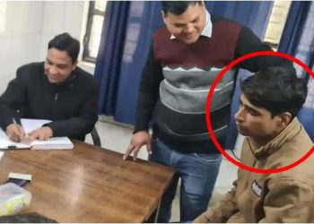 संभल: रास्ते में छेड़ा, जबरन बाइक पर बैठाया…डायल 112 के सिपाही की करतूत, हुआ सस्पेंड