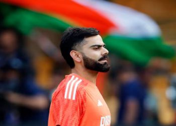 टीम इंडिया की बढ़ी मुश्किलें! इंग्लैंड के खिलाफ तीसरे और चौथे टेस्ट से बाहर हो सकते हैं कोहली