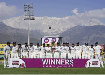 BCCI ने बढ़ाई टेस्ट क्रिकेटर्स की सैलरी! इतनी बार प्लेइंग इलेवन का हिस्सा रहे तो एक मैच के मिलेंगे 45 लाख