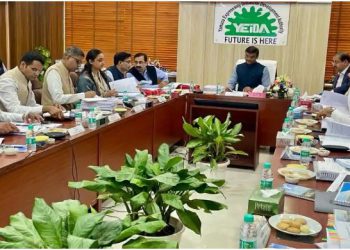 यमुना अथॉरिटी की बोर्ड बैठक में 13 प्रस्तावों के साथ 9,992 करोड़ का बजट पास