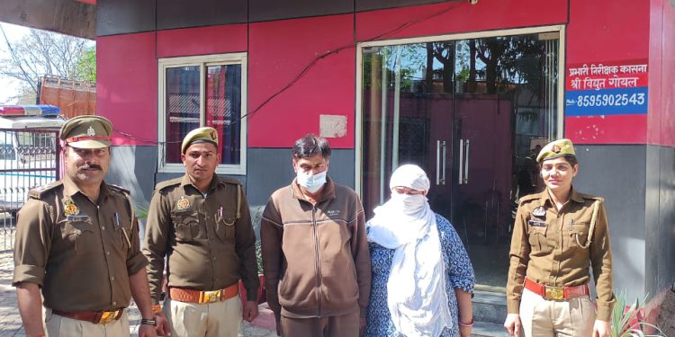 ज्वेलर्स की दुकान से धोखाधड़ी कर 10 लाख से अधिक के आभूषण चोरी करने वाले पति-पत्नी गिरफ्तार