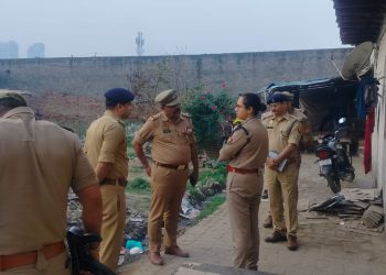 ग्रेनो वेस्ट में रात दो बजे शराब न देने पर दबंगों ने सेल्समैन को मारी गोली, इलाज के दौरान मौत