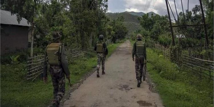 मणिपुर में फिर भड़की हिंसा, हथियारबंद गुटों के बीच गोलीबारी में दो लोगों की मौत