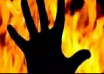 6 महीने की बेटी को गोद में बिठाया, फिर मां ने खुद को लगाई आग… वजह जानकर उड़ जाएंगे होश