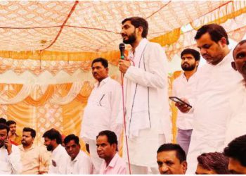 ‘देश की बागडोर चाय बेचने वाले को दोगे तो…’, शिवपाल यादव के बेटे आदित्य के बिगड़े बोल