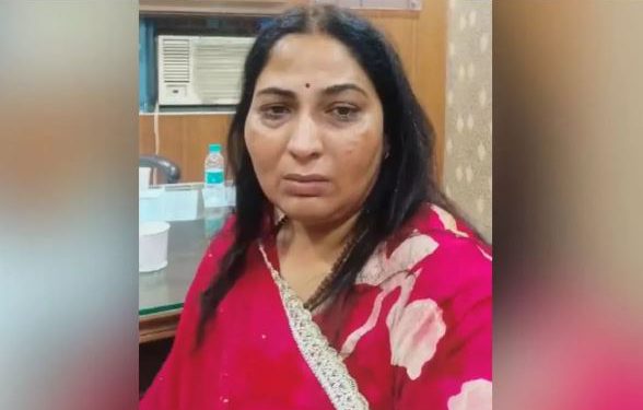 मेरे साथ की गई मारपीट, घेरा गया रास्ता… रोकर BJP की महिला नेता ने सुनाई आपबीती