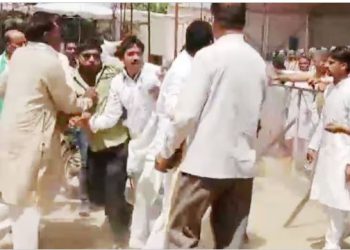 मेरठ मे जयंत चौधरी की सभा के बाद BJP कार्यकर्ता की पिटाई, Video हुआ वायरल