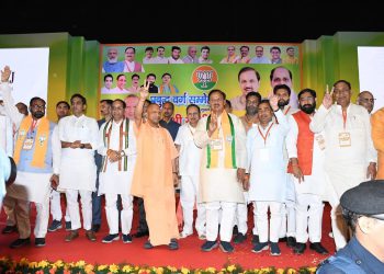 देश को तीसरी बड़ी शक्ति बनाने में यूपी का होगा बड़ा योगदान, प्रबुद्ध समाज को साधने के लिए किया सम्मेलन – सीएम योगी