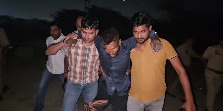 पुलिस मुठभेड़ में पंखियाँ गैंग के एक बदमाश के पैर में लगी गोली दूसरा कॉम्बिंग के दौरान गिरफ्तार