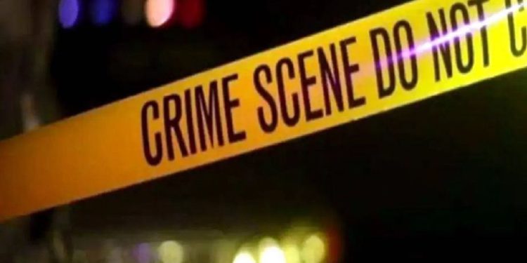 शराब पीने पर पत्नी ने पति को दी तालिबानी सजा, चारपाई से बांधकर डंडे से पीटकर मार डाला