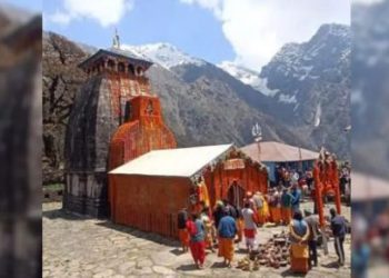 द्वितीय केदार मदहेश्वर धाम के कपाट खुले, 300 से अधिक श्रद्धालु रहे मौजूद